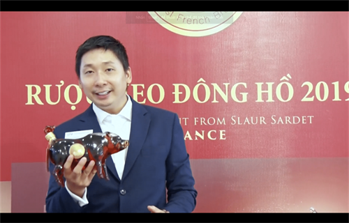 CT SOLUTION 首席执行官 Tien La 先生