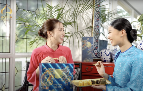 多哈 JSC 黄金月饼 Mukbang 😋