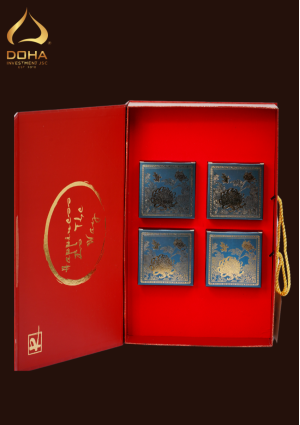 Box of 4 Thang Long Prosperity Mooncakes