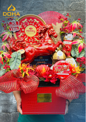 Новогодний подарочный набор HÃN HUYỆT