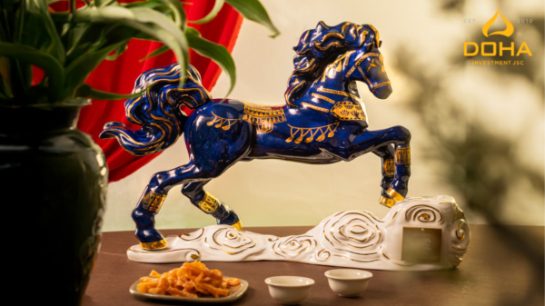  𝐑𝐨𝐲𝐚𝐥 𝐃𝐚𝐫𝐢𝐮𝐬 𝐋𝐨𝐧𝐠 𝐌𝐚̃ – Vó Ngựa Hành Vân, Hiên Ngang Dẫn Lối 